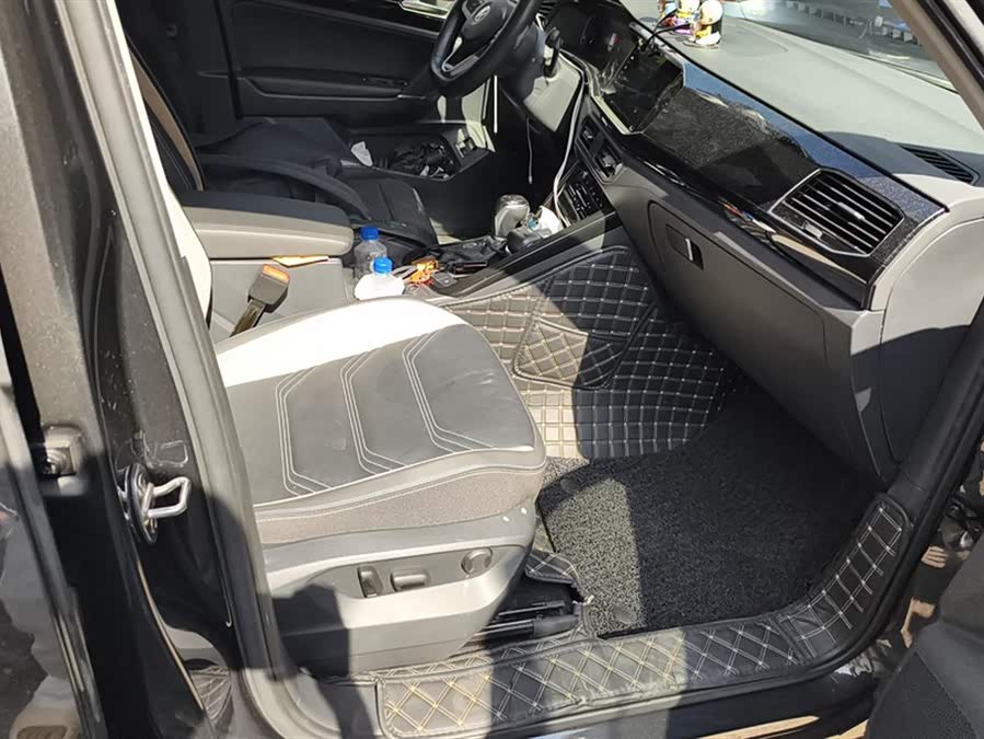 Volkswagen Tayron GTE 2020 car image #8