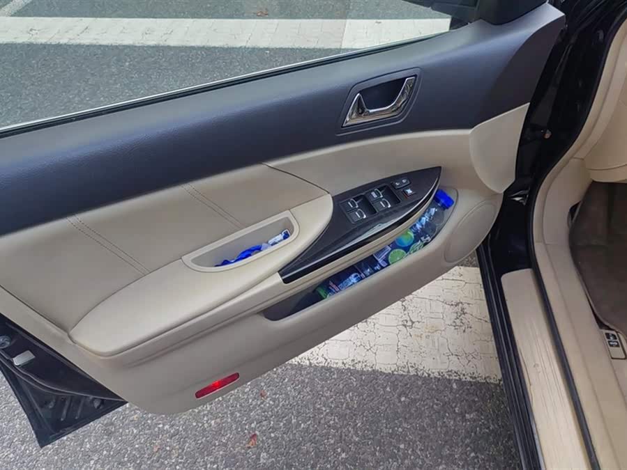 BYD G6 2013 #8 BYD G6 2013 car image #8