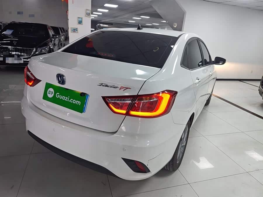 Changan Eado DT 2019 car image #8