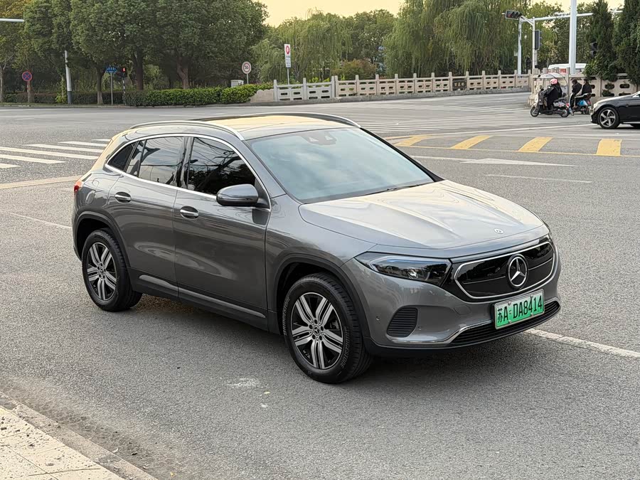 Mercedes-Benz EQA Class 2023 immagine di auto #8