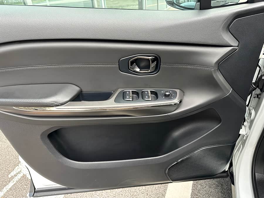 NIO ES6 2021 صورة سيارة #8