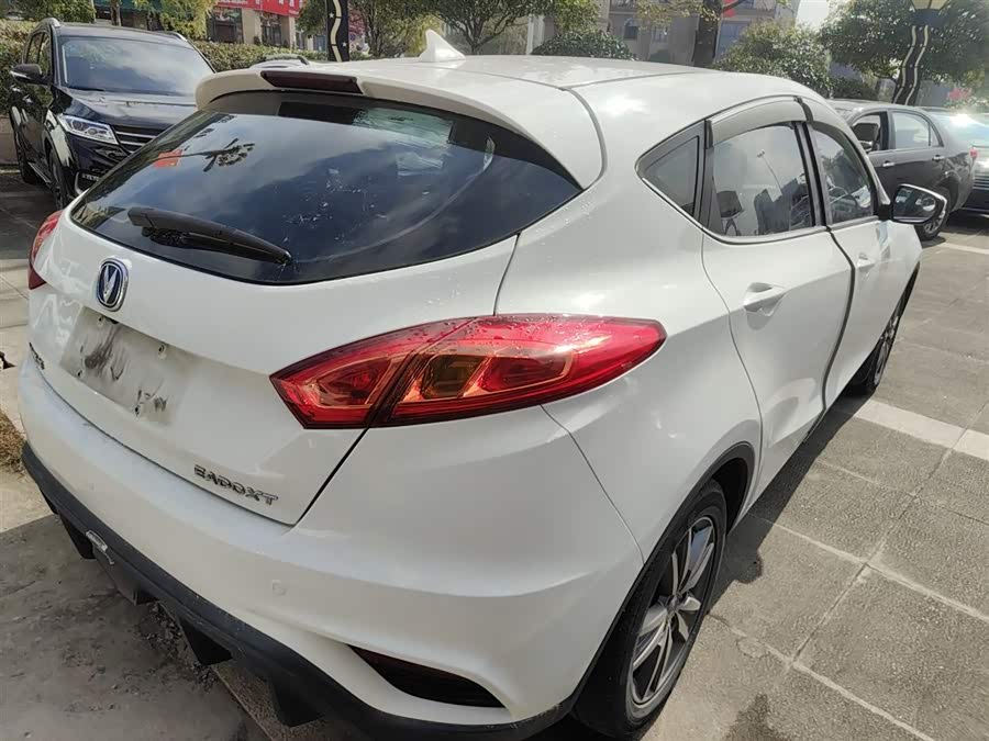 Changan Eado XT 2017 #8 Changan Eado XT 2017 изображение автомобиля #8