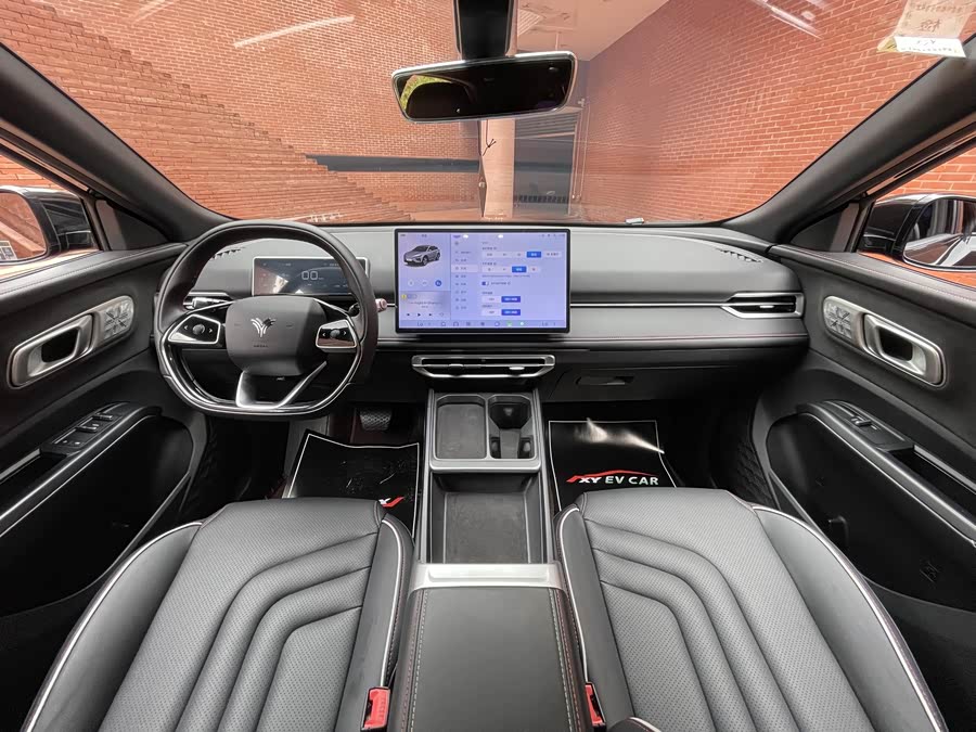 哪吒汽车 哪吒X 2024 汽车图片 #8