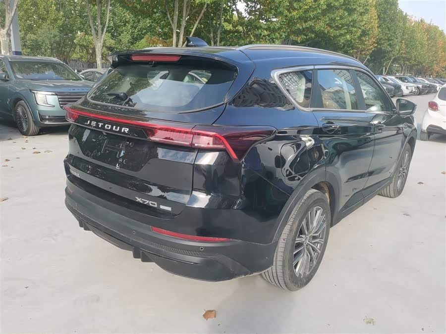 Jetour X70 C-DM 2025 #8 Jetour X70 C-DM 2025 car image #8