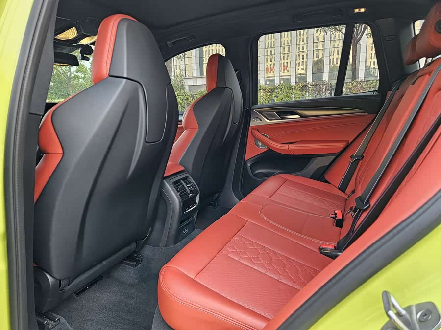 BMW X3 M 2022 #8 BMW X3 M 2022 صورة سيارة #8