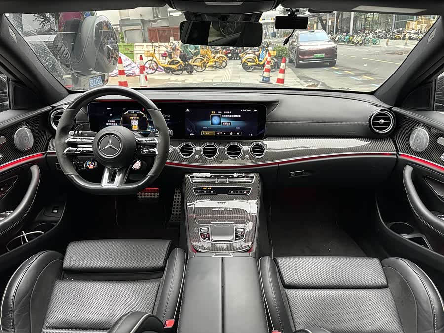 Mercedes-Benz E AMG 2022 immagine di auto #8