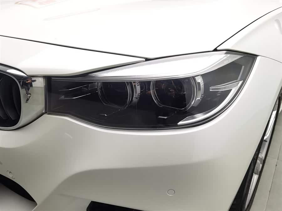 BMW 3 Series GT 2021 immagine di auto #8