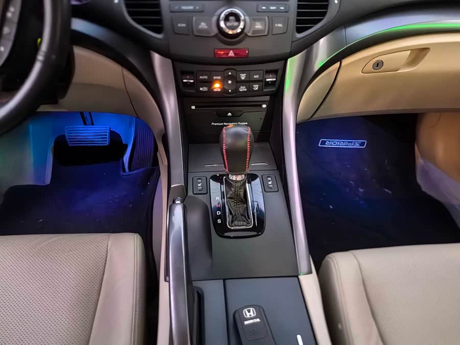 Honda Spirior 2014 صورة سيارة #8