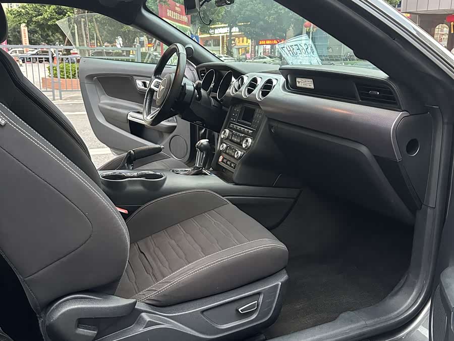 Ford Mustang 2015 car image #8