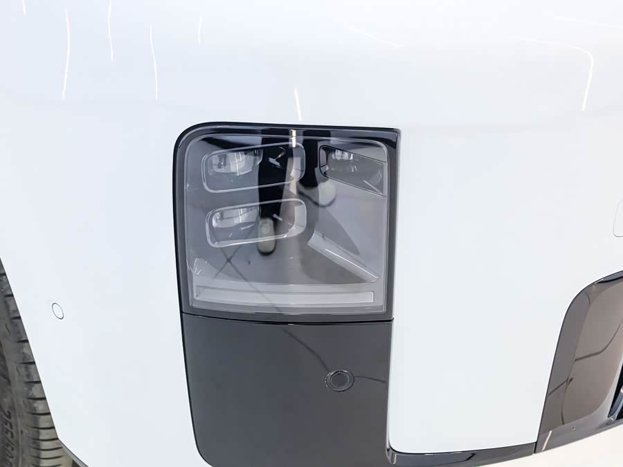 Li i8 2025 изображение автомобиля #8