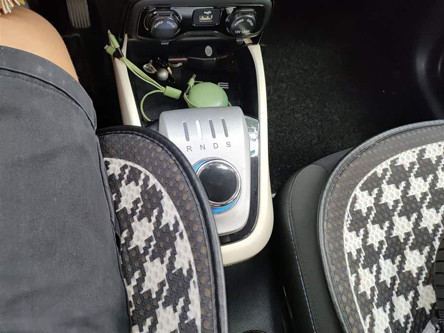 Changan CS15 EV 2018 #8 Changan CS15 EV 2018 imagen de coche #8