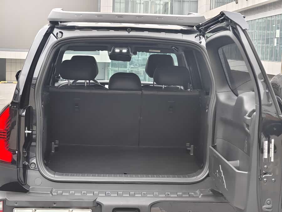 Deepal G318 2024 car image #8