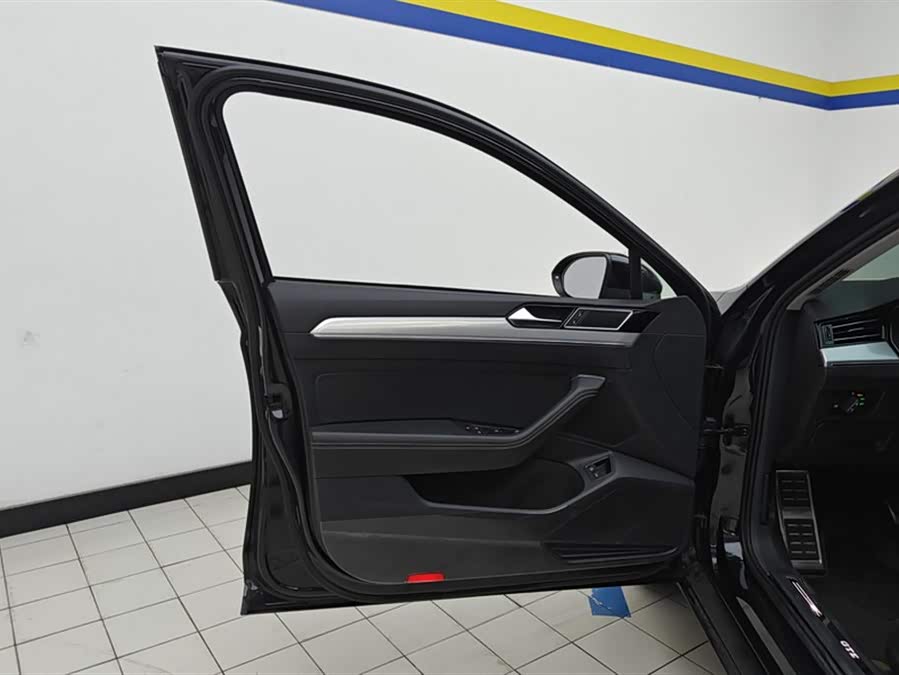 Volkswagen Magotan GTE 2022 car image #8