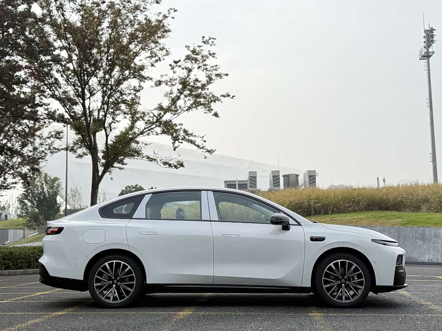 零跑汽车 零跑B01 汽车图片 #8