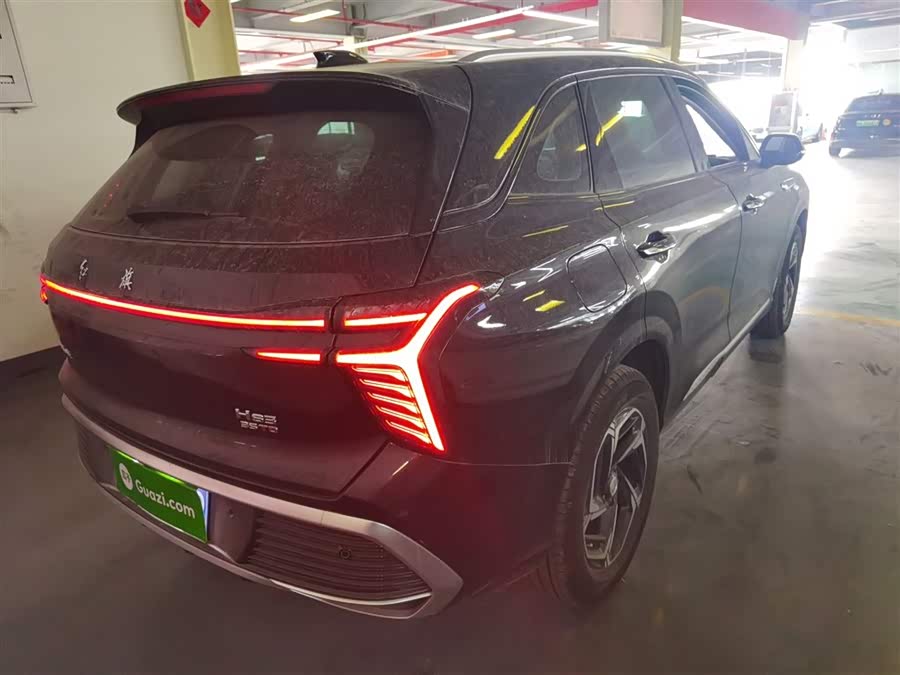 HongQi HS3 2025 car image #8