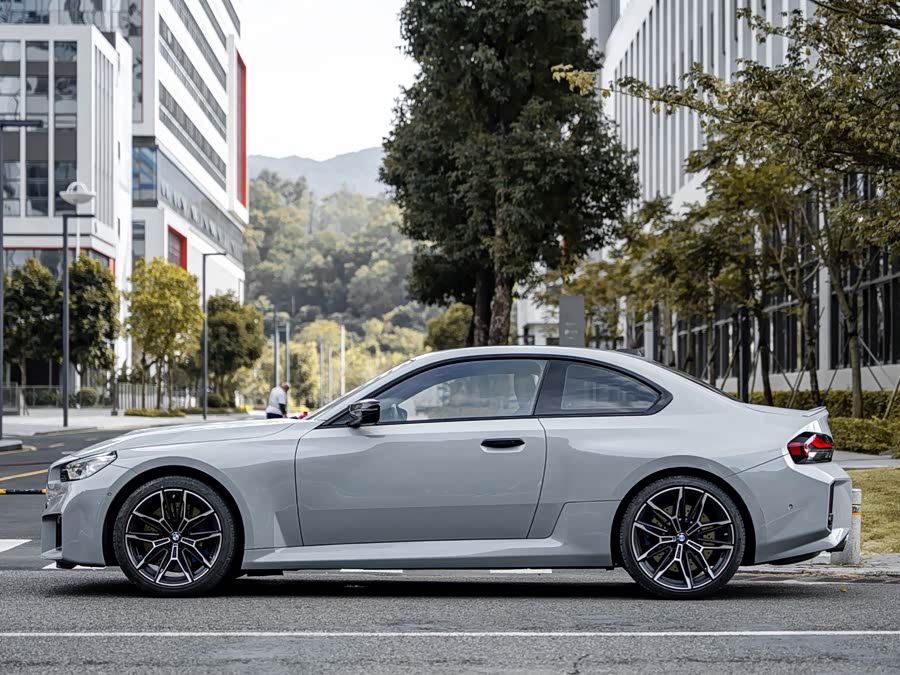 BMW M2 2024 car image #8