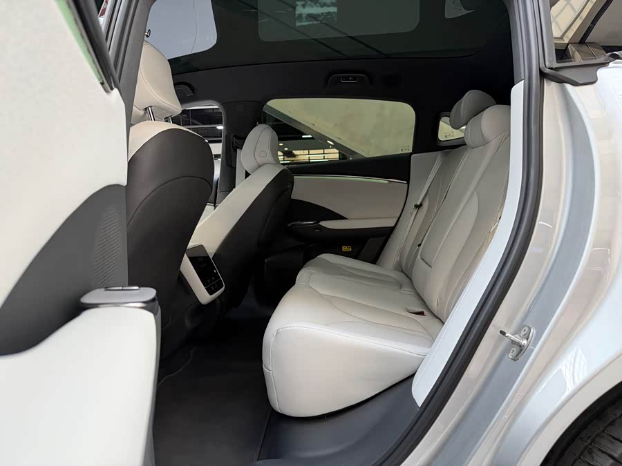 Xpeng G7 2025 immagine di auto #8