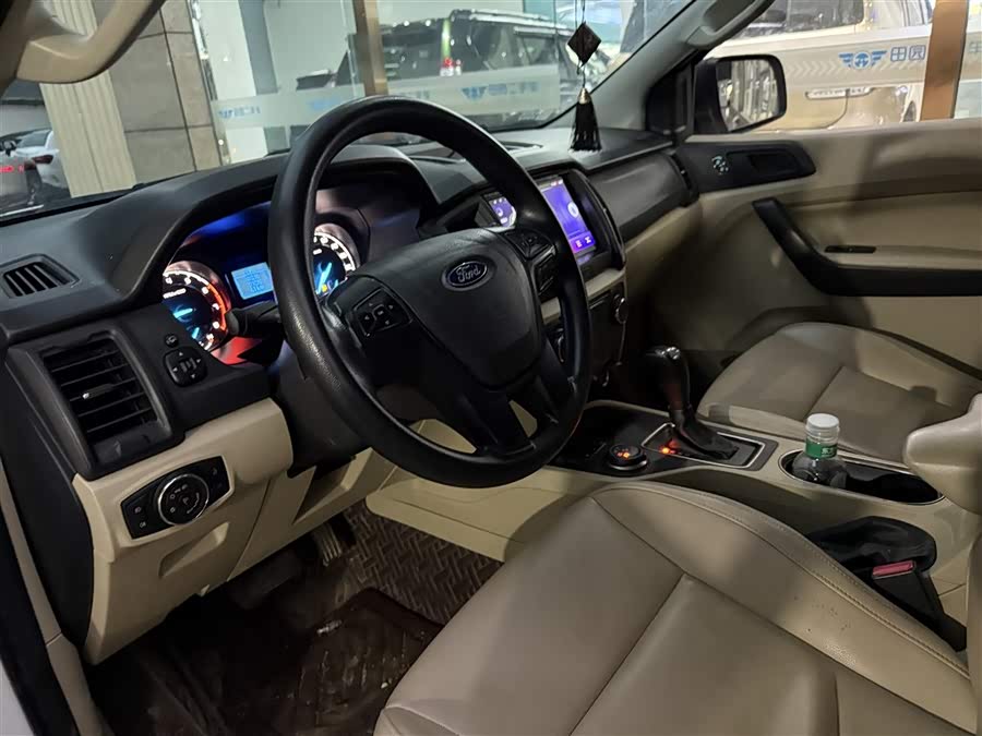 Ford Everest 2018 #8 Ford Everest 2018 car image #8