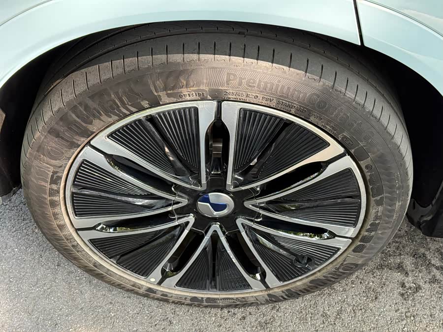 Denza N7 2024 car image #8