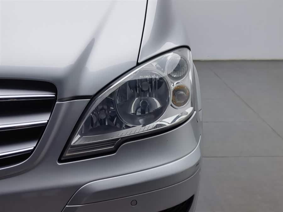 奔驰 唯雅诺 2013 汽车图片 #8