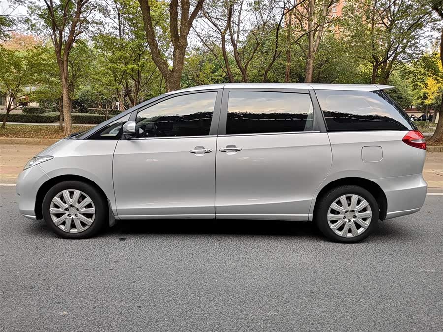 BYD M6 2016 #8 BYD M6 2016 car image #8