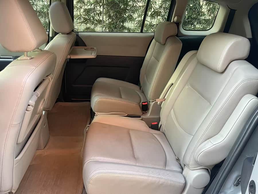 Mazda 5 2009 image de voiture #8