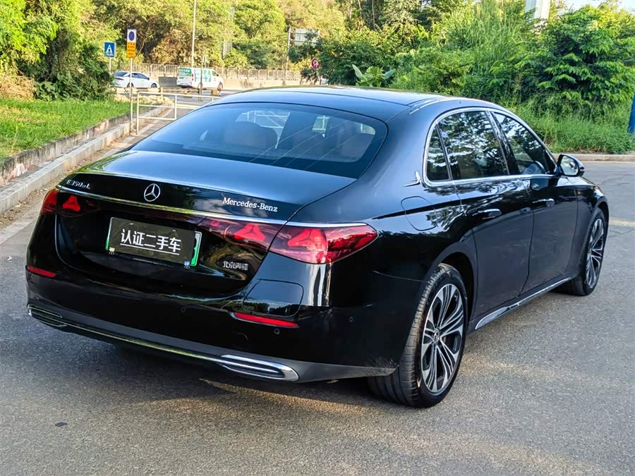 Mercedes-Benz E Class New Energy 2024 car image #8