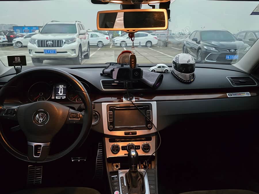 Volkswagen Magotan (Imported) 2012 car image #8