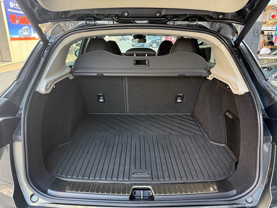 Lynk & Co 01 2023 image de voiture #8