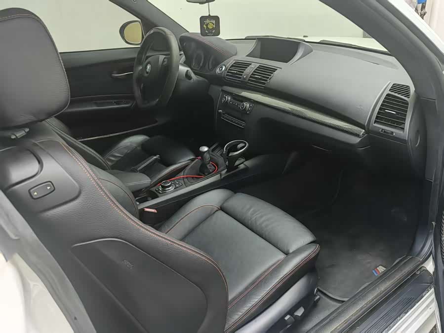 BMW 1 Series M 2012 #8 BMW 1 Series M 2012 car image #8