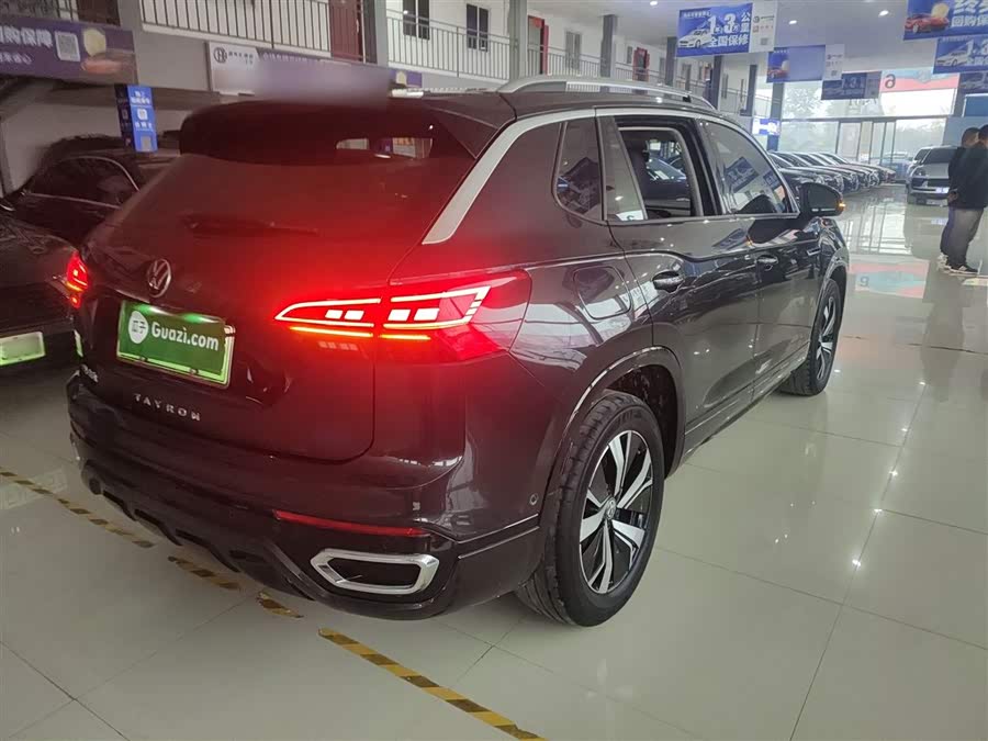Volkswagen Tayron GTE 2022 car image #8
