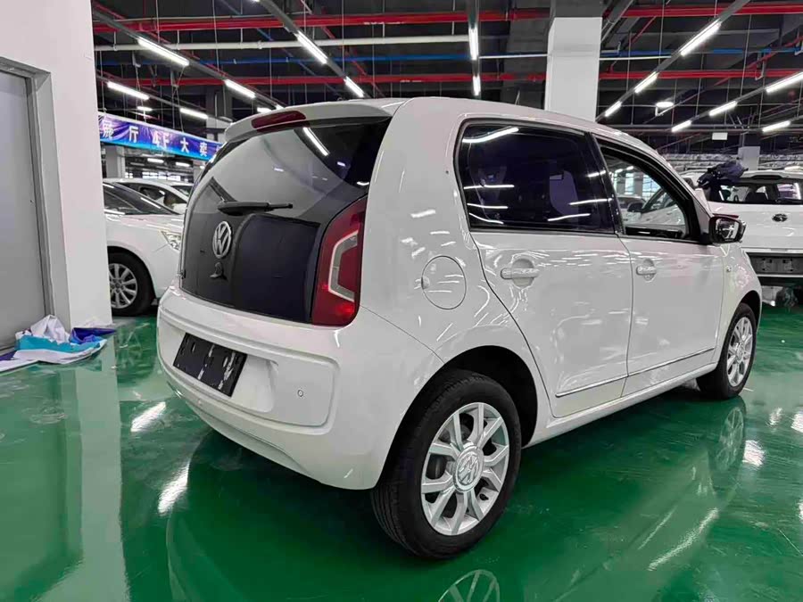 Volkswagen up! 2016 imagem de carro #8