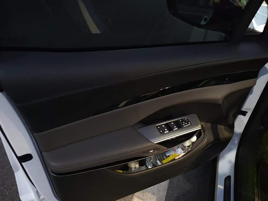 HongQi TianGong 08 2025 #8 HongQi TianGong 08 2025 car image #8