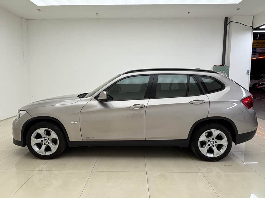 BMW X1 (Imported) 2012 #8 BMW X1 (Imported) 2012 car image #8