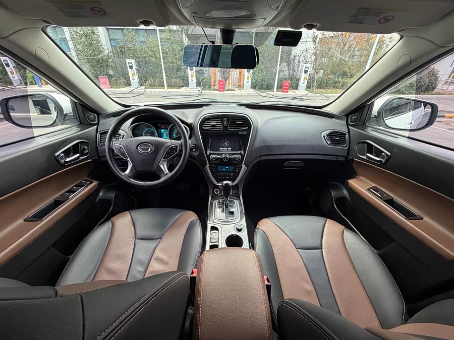 GAC Trumpchi GS5 Super 2016 #8 GAC Trumpchi GS5 Super 2016 car image #8