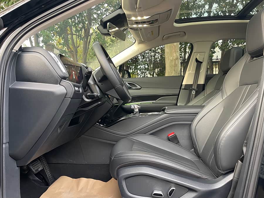 HongQi HS3 PHEV 2024 car image #8