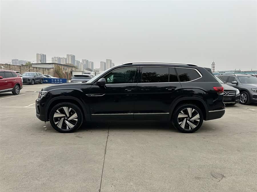 Volkswagen Teramont 2023 car image #8
