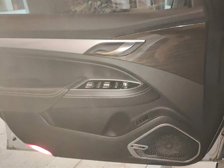 GEELY Ulion New Energy 2018 #8 GEELY Ulion New Energy 2018 car image #8