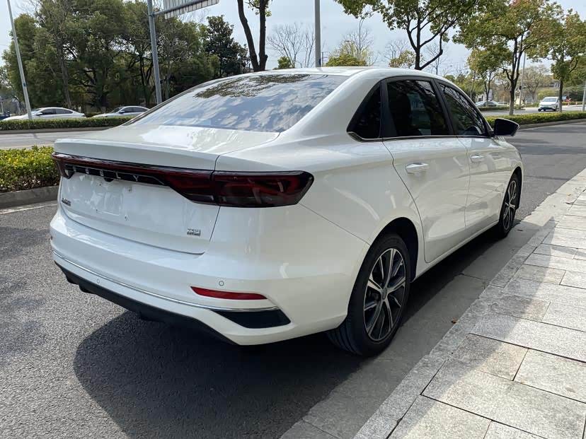 GEELY Emgrand 2022 #8 GEELY Emgrand 2022 car image #8