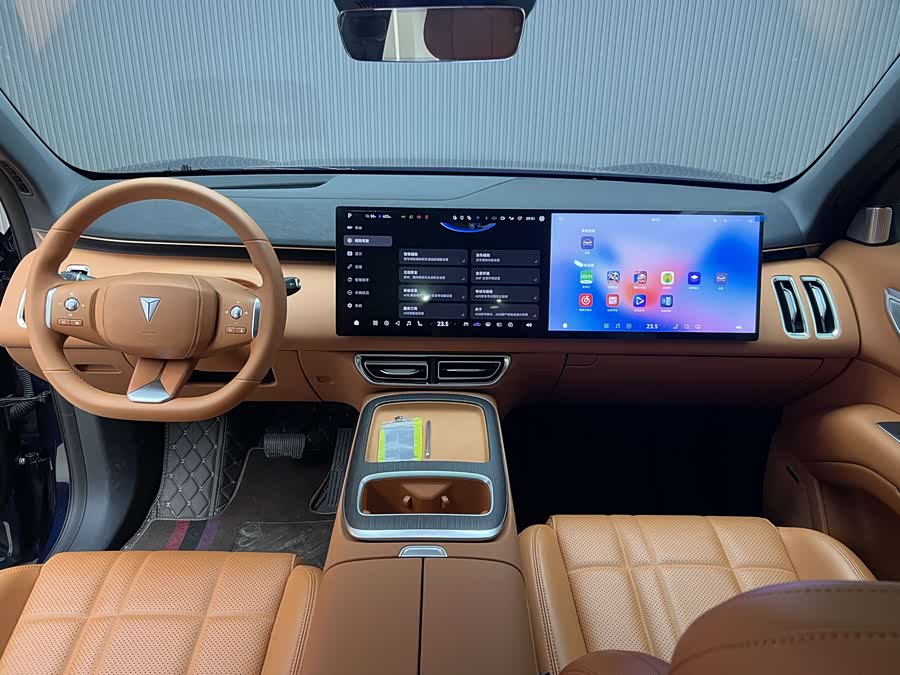 Deepal S09 2025 #8 Deepal S09 2025 car image #8