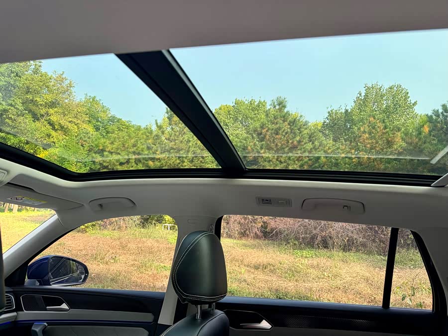 Volkswagen Tayron GTE 2024 #8 Volkswagen Tayron GTE 2024 car image #8