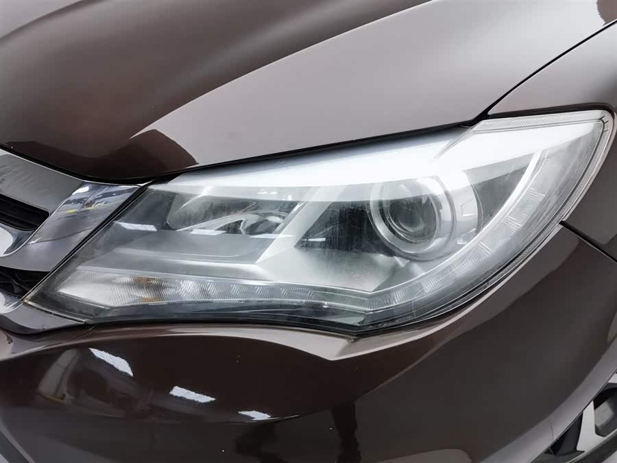 BYD S7 2015 car image #8