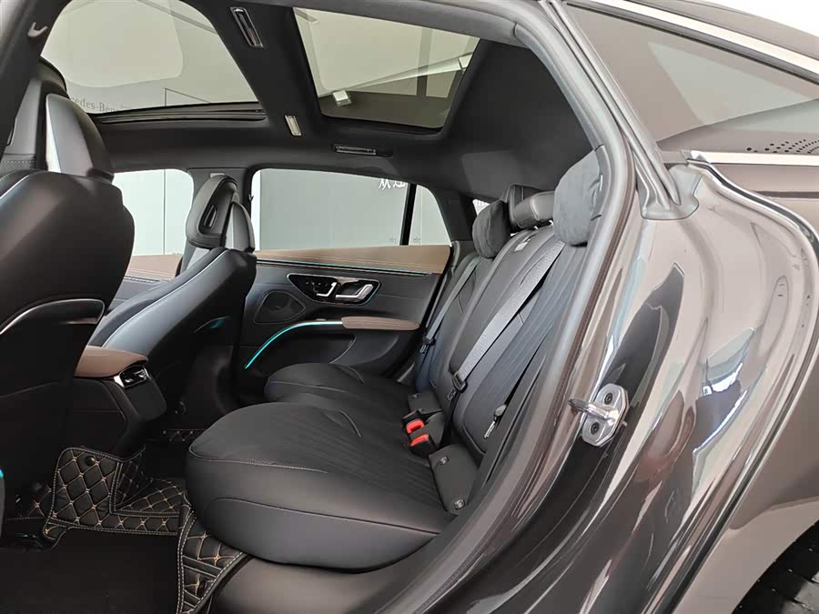 Mercedes-Benz EQS Class 2025 car image #8