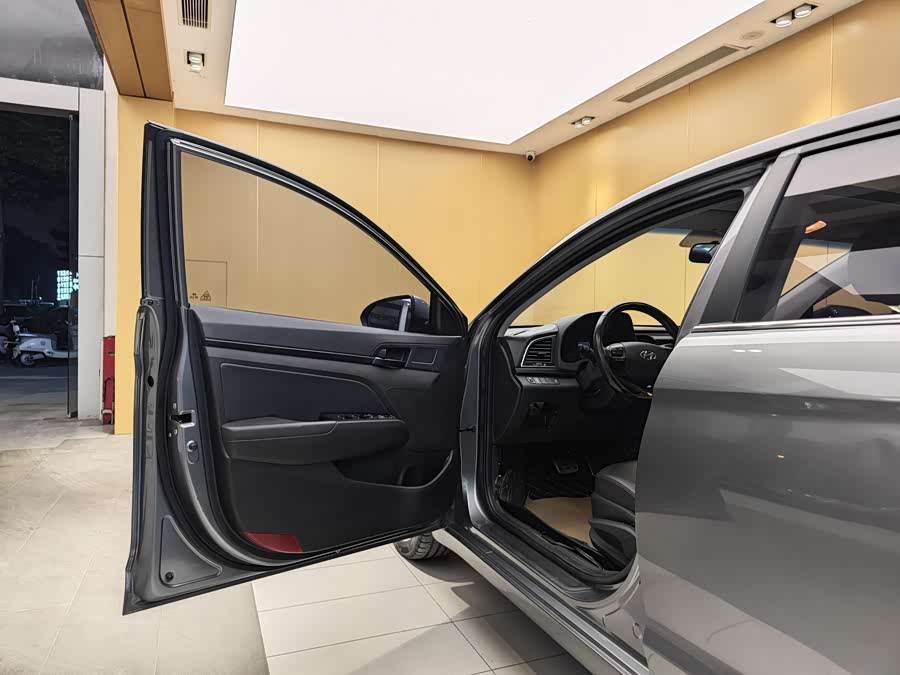 Hyundai Elantra AD 2018 car image #8