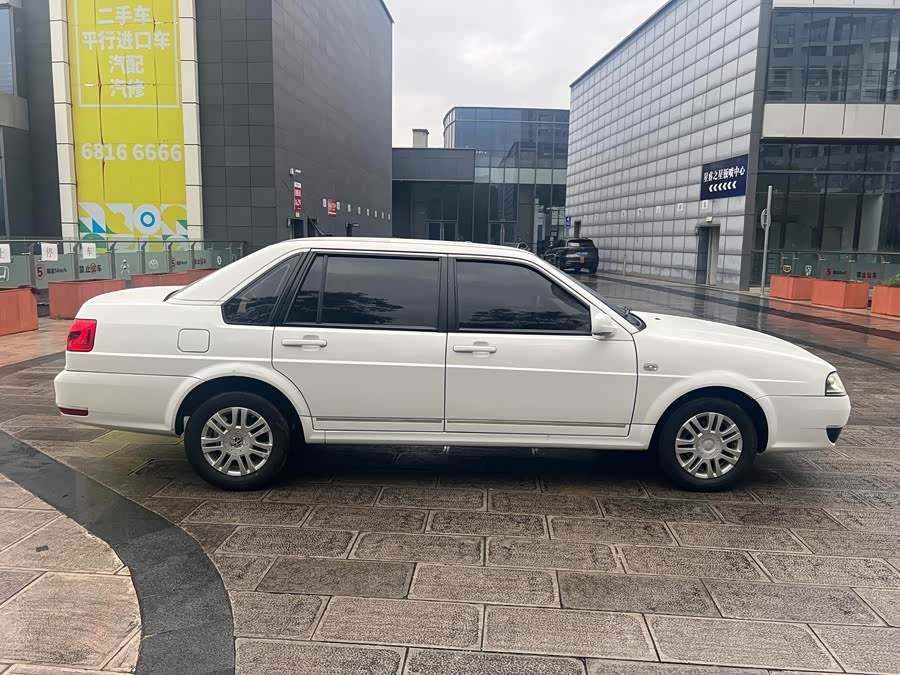 Volkswagen Santana Vista 2012 car image #8