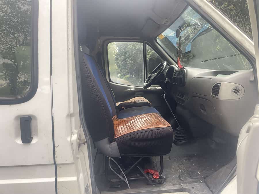 Ford Transit Classic 2013 car image #8