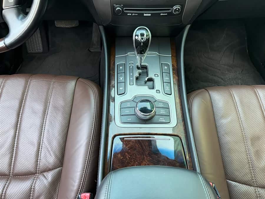 Hyundai Equus 2012 immagine di auto #8