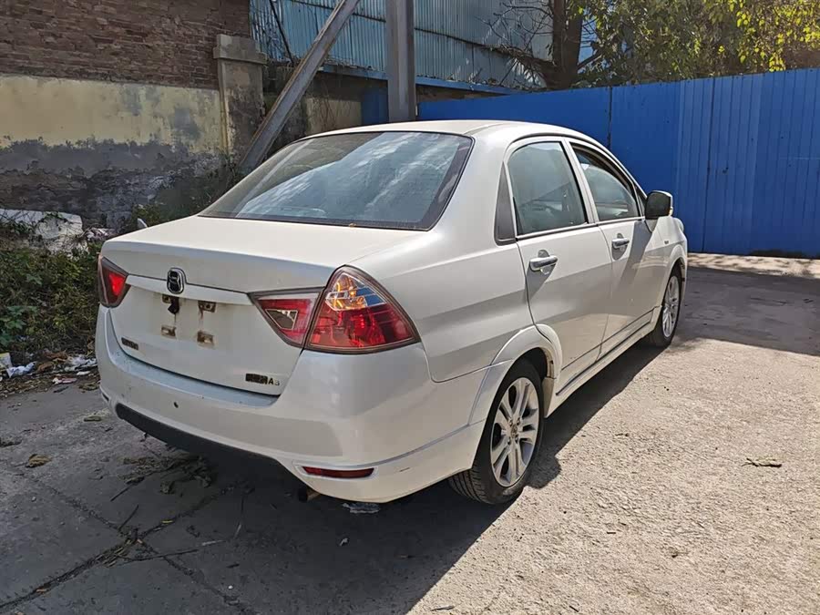 Suzuki Liana A6 2015 immagine di auto #8