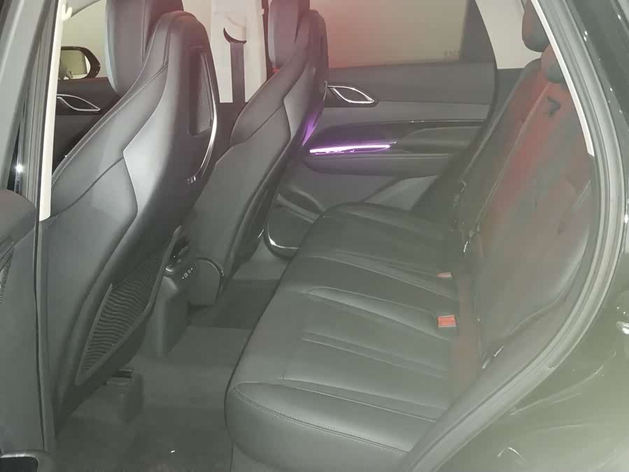 HongQi HS3 PHEV 2024 #8 HongQi HS3 PHEV 2024 car image #8