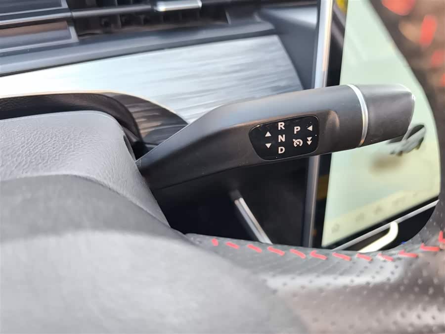 哪吒汽车 哪吒AYA 2023 汽车图片 #8